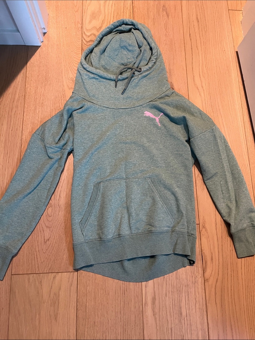 Green Puma hoodie sweatshirt